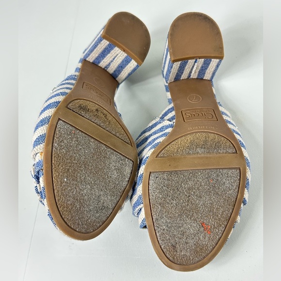 Circus by Sam Edelman Sz 7 Sahara Blue White Striped Block Heel Slip On Sandals - Picture 6 of 8